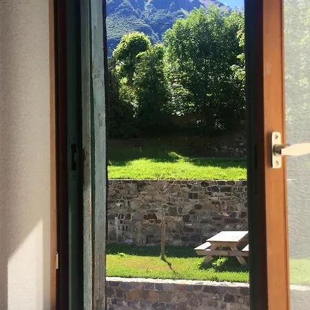 Apartment With One Bedroom In Gedre With Wonderful Mountain View And Wifi 7 Km From The Slopes Gèdre