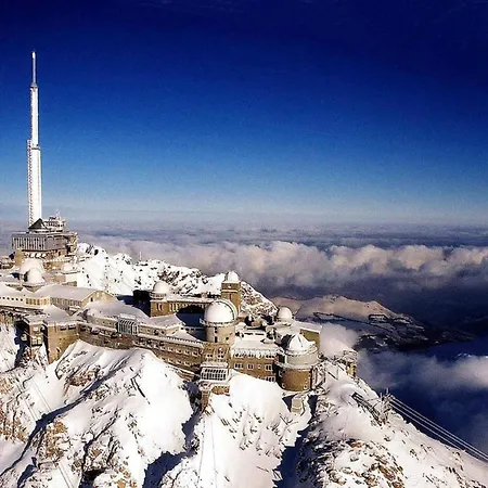 Apartment With One Bedroom In Gedre With Wonderful Mountain View And Wifi 7 Km From The Slopes Appartement